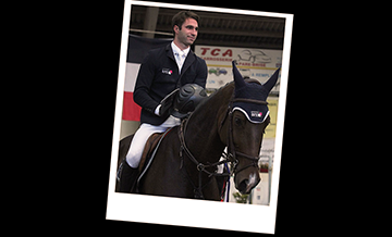 Portrait de Julien Anquetin sur son cheval